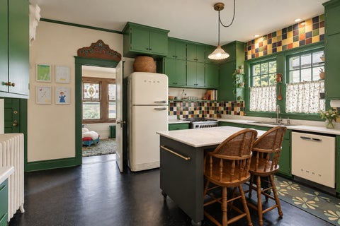 Tiny photo for 234 BellePlaine Avenue, Park Ridge, IL 60068 (MLS # 12761342)