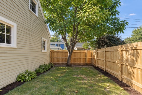 Tiny photo for 234 BellePlaine Avenue, Park Ridge, IL 60068 (MLS # 12761342)