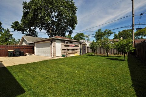 Tiny photo for 7226 W Conrad Avenue, Niles, IL 60714 (MLS # 12651091)
