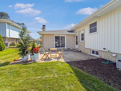 Tiny photo for 10614 S 84th Avenue, Palos Hills, IL 60465 (MLS # 12744117)