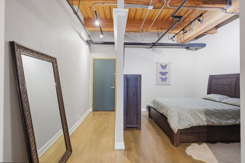 Tiny photo for 225 W HURON Street #313, Chicago, IL 60654 (MLS # 12573154)