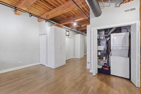 Tiny photo for 225 W HURON Street #313, Chicago, IL 60654 (MLS # 12573154)