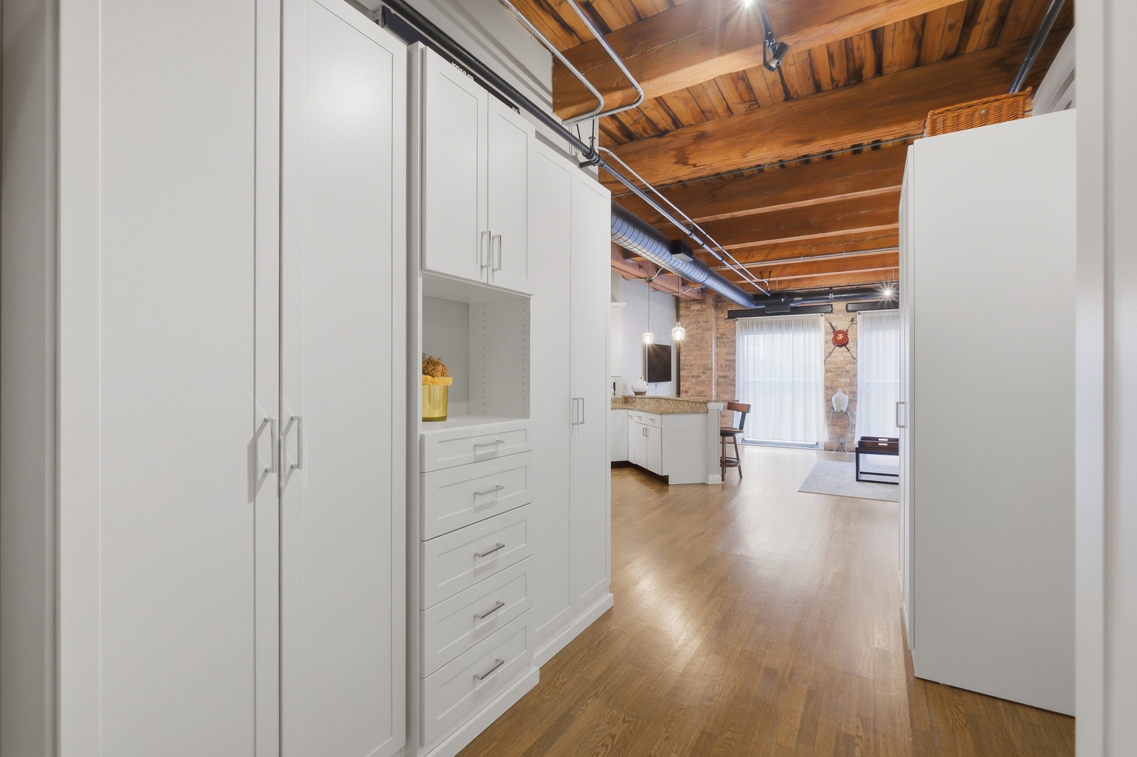 225 W HURON Street 313