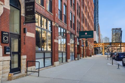 Tiny photo for 225 W HURON Street #313, Chicago, IL 60654 (MLS # 12573154)
