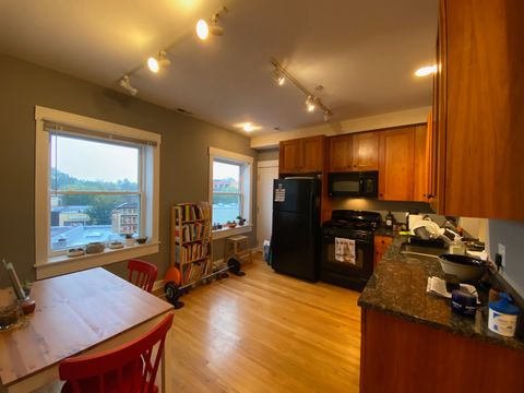 Tiny photo for 2539.5 Prairie Avenue #3W, Evanston, IL 60201 (MLS # 12488464)