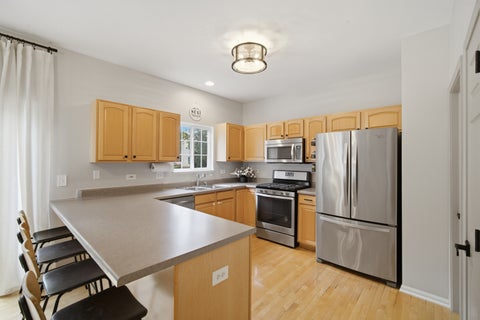 Tiny photo for 160 Monarch Drive #160, Streamwood, IL 60107 (MLS # 12762534)