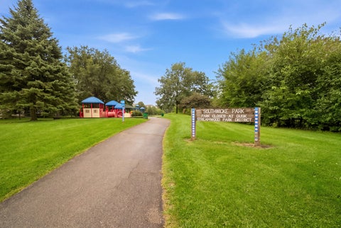 Tiny photo for 160 Monarch Drive #160, Streamwood, IL 60107 (MLS # 12762534)