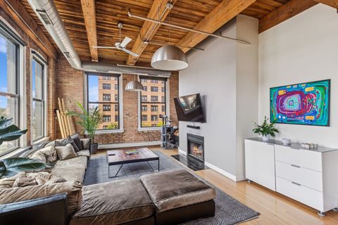 Tiny photo for 400 S Green Street #305, Chicago, IL 60607 (MLS # 12433380)