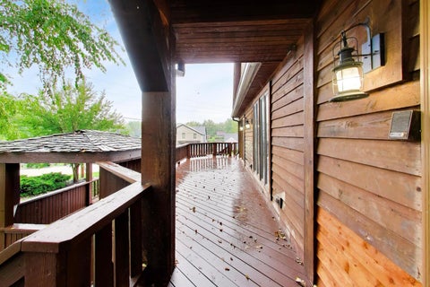 Tiny photo for 401 N River Road, Fox River Grove, IL 60021 (MLS # 12678777)