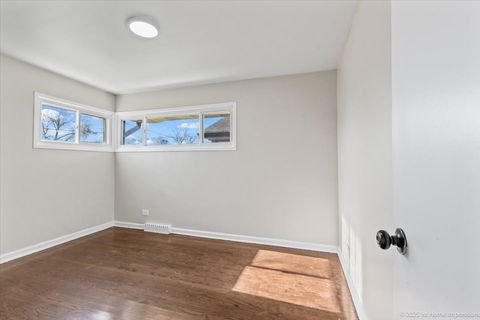 Tiny photo for 3304 Wilcox Avenue, Bellwood, IL 60104 (MLS # 12535913)