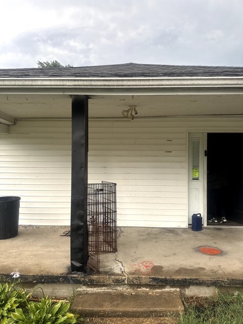 Photo of 804 S 12 Street, Herrin, IL 62948 (MLS # 12782320)
