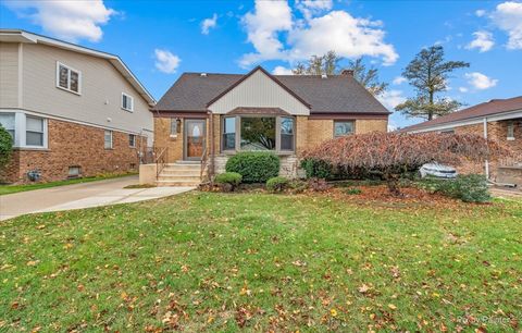 Photo of 1204 Blanchan Avenue, La Grange Park, IL 60526 (MLS # 12519285)