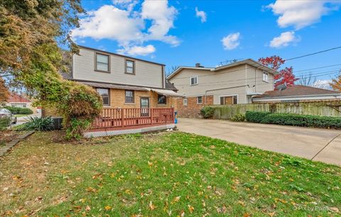 Tiny photo for 1204 Blanchan Avenue, La Grange Park, IL 60526 (MLS # 12519285)