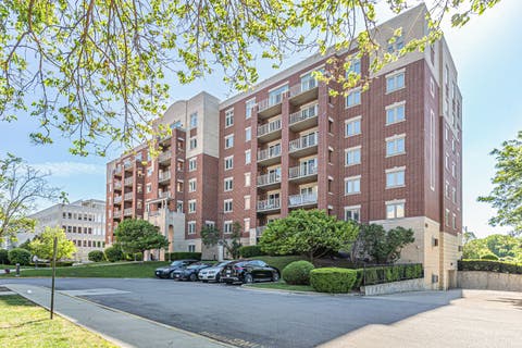Photo of 8747 W Bryn Mawr Avenue #208, Chicago, IL 60631 (MLS # 12653003)