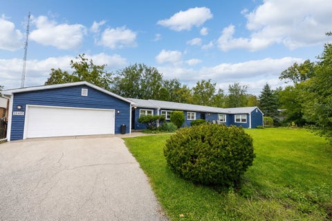 Tiny photo for 15420 Central Avenue, Oak Forest, IL 60452 (MLS # 12772800)