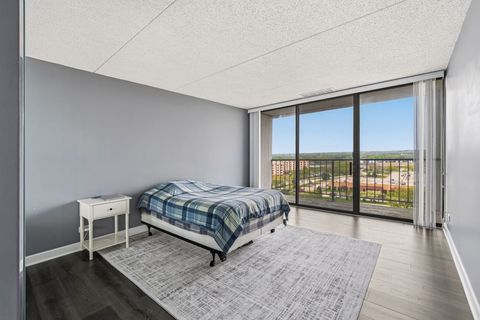 Tiny photo for 2005 S Finley Road #1102, Lombard, IL 60148 (MLS # 12623109)