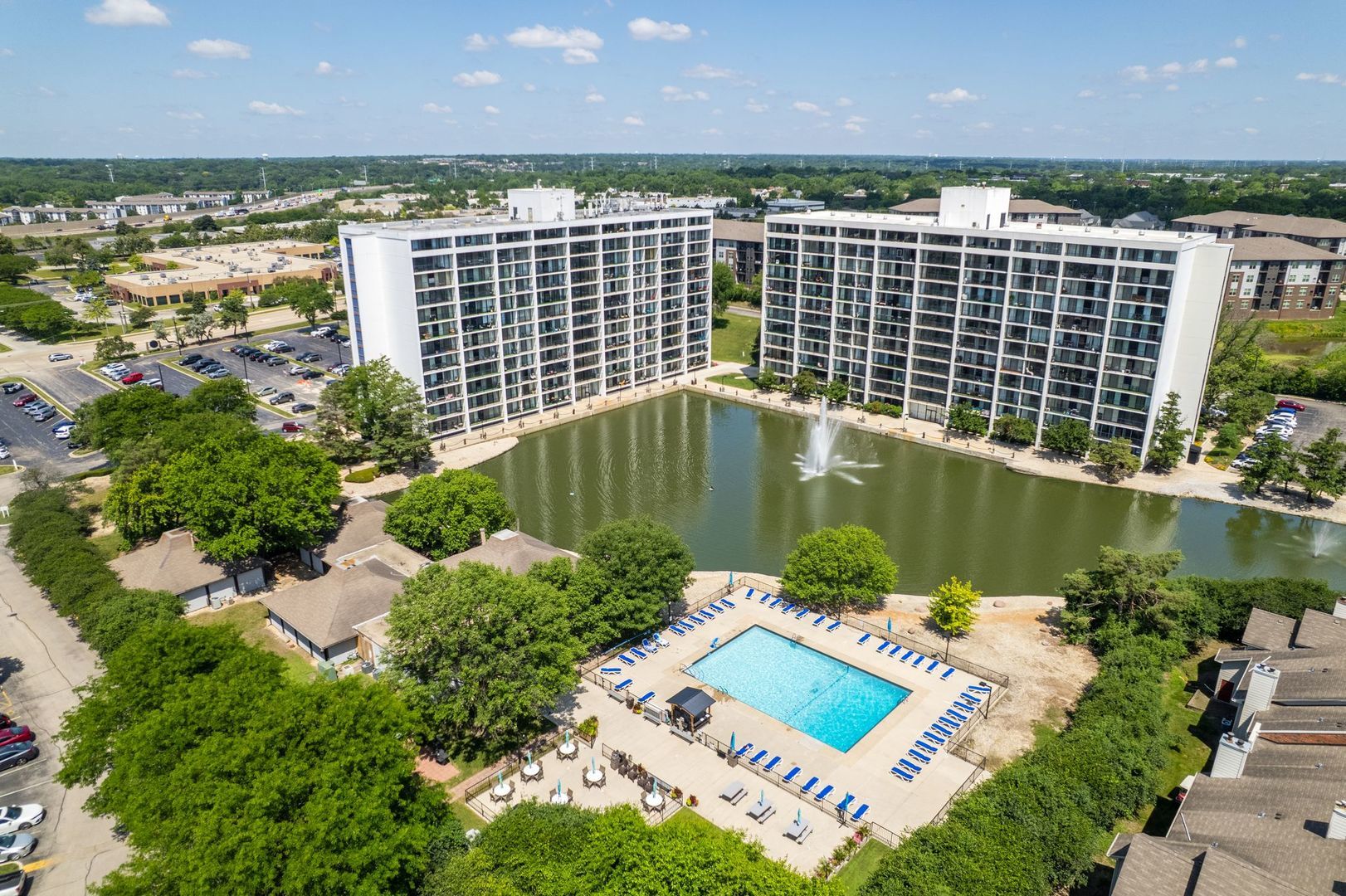 2005 S Finley Road 1102