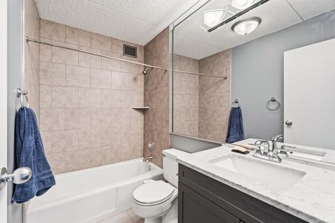 Tiny photo for 2005 S Finley Road #1102, Lombard, IL 60148 (MLS # 12623109)