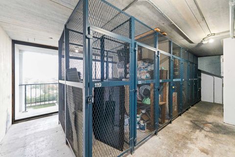 Tiny photo for 2005 S Finley Road #1102, Lombard, IL 60148 (MLS # 12623109)