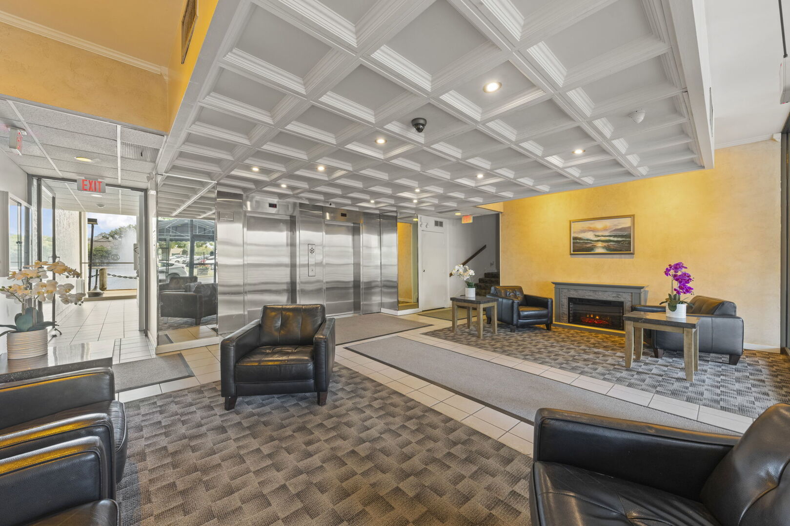 2005 S Finley Road 1102