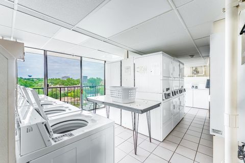 Tiny photo for 2005 S Finley Road #1102, Lombard, IL 60148 (MLS # 12623109)