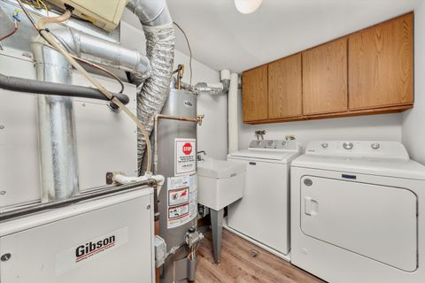 Tiny photo for 4530 W 93rd Street #1A, Oak Lawn, IL 60453 (MLS # 12513894)