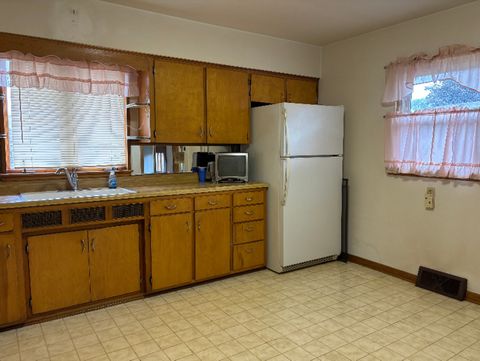 Tiny photo for 1010 Elliott Street, Streator, IL 61364 (MLS # 12435559)