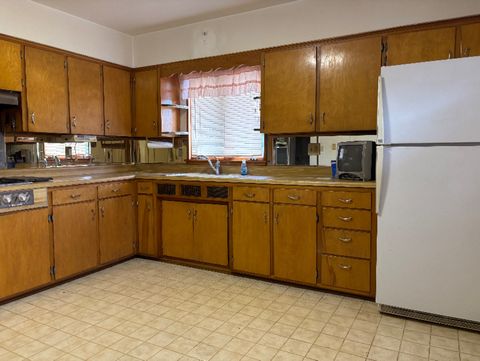 Tiny photo for 1010 Elliott Street, Streator, IL 61364 (MLS # 12435559)