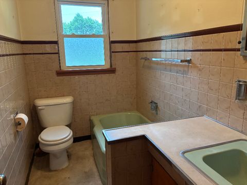 Tiny photo for 1010 Elliott Street, Streator, IL 61364 (MLS # 12435559)