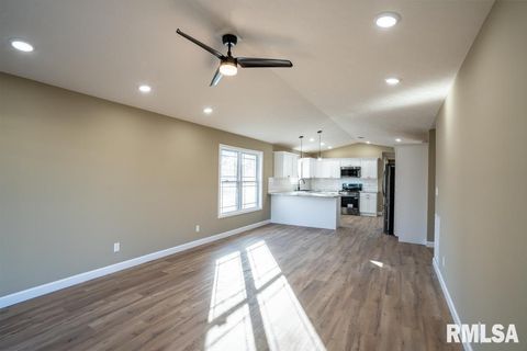 Tiny photo for 1801 W ADAMS Street, Herrin, IL 62948 (MLS # QC4269729)