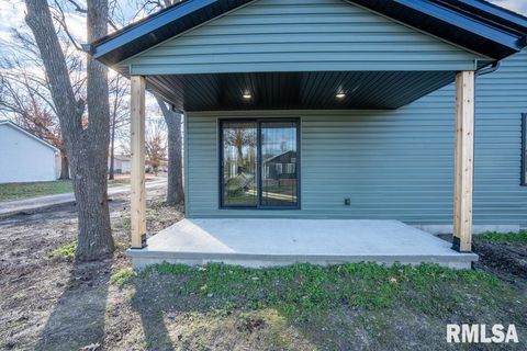 Tiny photo for 1801 W ADAMS Street, Herrin, IL 62948 (MLS # QC4269729)