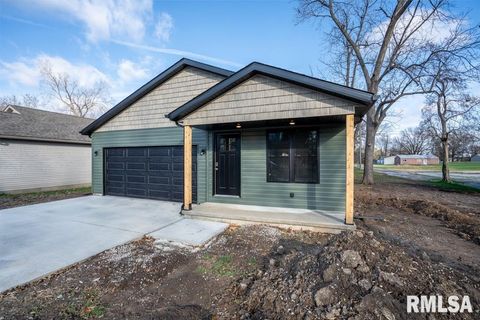 Tiny photo for 1801 W ADAMS Street, Herrin, IL 62948 (MLS # QC4269729)