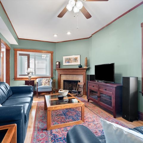 Tiny photo for 214 S Dunton Avenue, Arlington Heights, IL 60005 (MLS # 12512244)