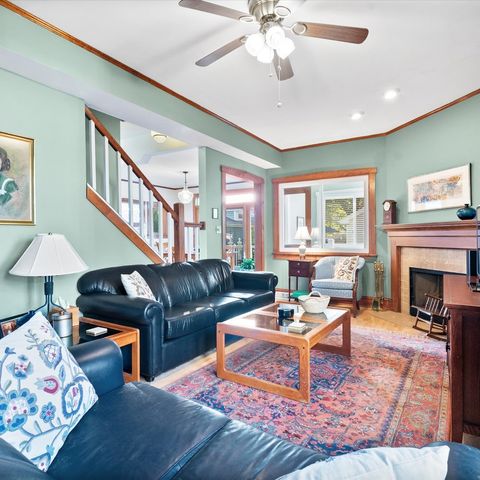 Tiny photo for 214 S Dunton Avenue, Arlington Heights, IL 60005 (MLS # 12512244)