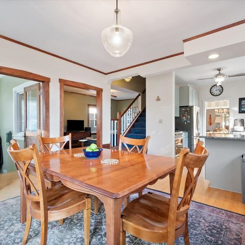 Tiny photo for 214 S Dunton Avenue, Arlington Heights, IL 60005 (MLS # 12512244)