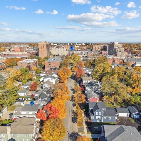 Tiny photo for 214 S Dunton Avenue, Arlington Heights, IL 60005 (MLS # 12512244)