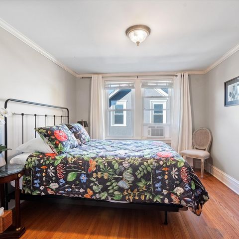 Tiny photo for 214 S Dunton Avenue, Arlington Heights, IL 60005 (MLS # 12512244)