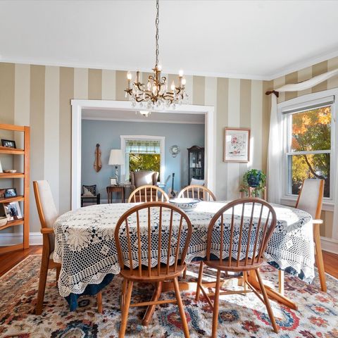 Tiny photo for 214 S Dunton Avenue, Arlington Heights, IL 60005 (MLS # 12512244)