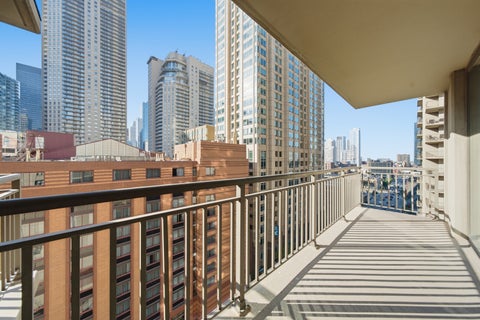 Tiny photo for 630 N state Street #1208, Chicago, IL 60654 (MLS # 12793232)