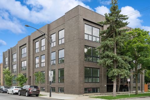 5830 N Lincoln Avenue 3E Chicago IL 60659