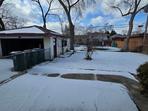 Tiny photo for 15354 Dobson Avenue, South Holland, IL 60473 (MLS # 12562354)