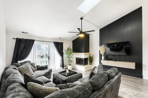 Tiny photo for 13340 S Oakview Court #V2, Palos Heights, IL 60463 (MLS # 12744900)