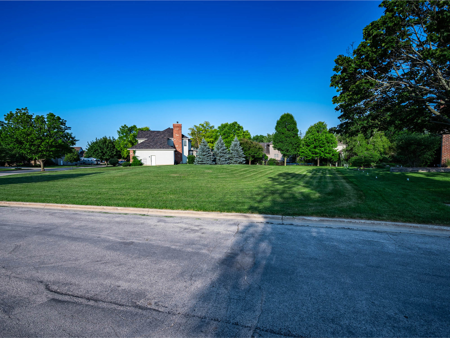 Lot 86 London Court
