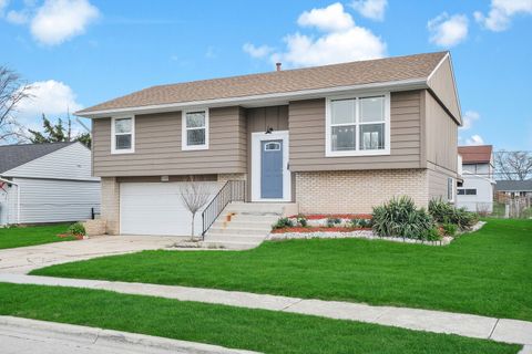 Tiny photo for 710 Union Avenue, Romeoville, IL 60446 (MLS # 12614455)