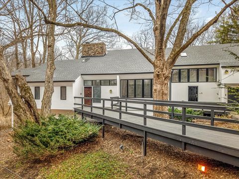 5827 Coachman Court Rockford IL 61107