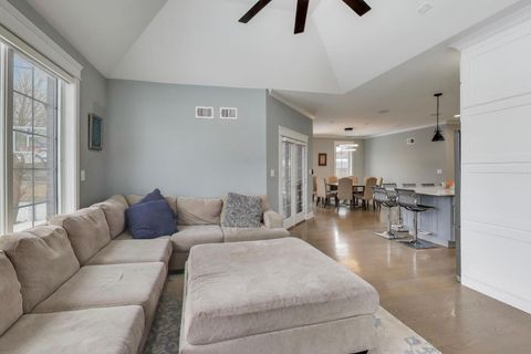 Tiny photo for 8511 Mango Avenue, Morton Grove, IL 60053 (MLS # 12560612)