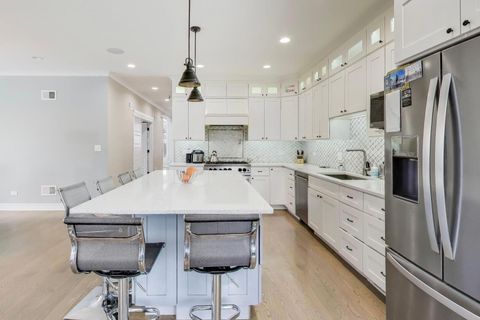 Tiny photo for 8511 Mango Avenue, Morton Grove, IL 60053 (MLS # 12560612)