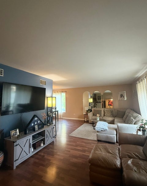 Tiny photo for 700 W 58th Street, Westmont, IL 60559 (MLS # 12787448)