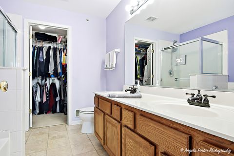 Tiny photo for 620 W Bayou Court, Fox Lake, IL 60020 (MLS # 12626531)