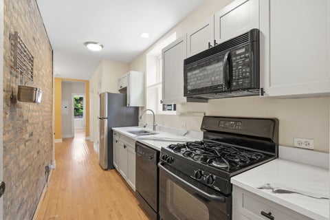 Tiny photo for 1443 W Victoria Street #1F, Chicago, IL 60660 (MLS # 12638124)